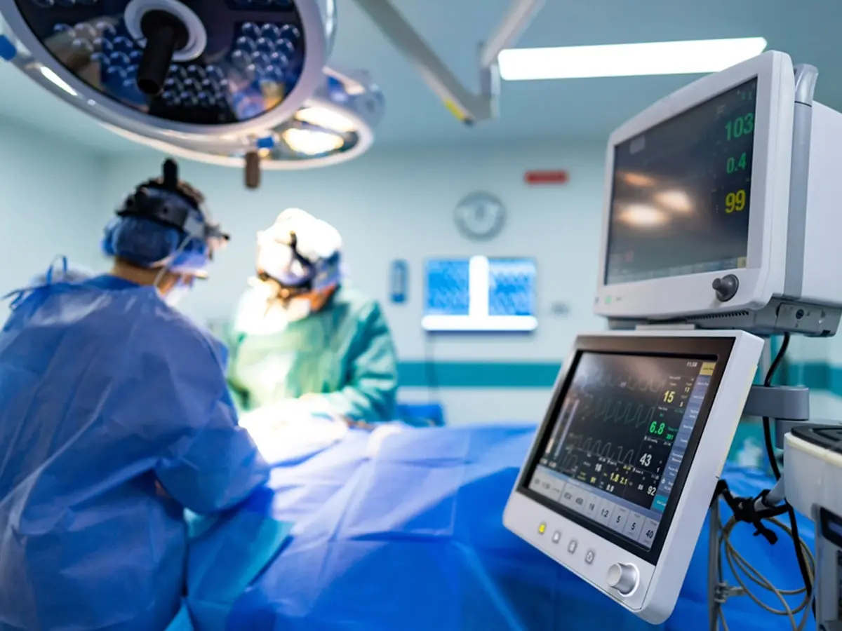 Cirugía vascular avanzada en Quito, accesos y bypass arterial